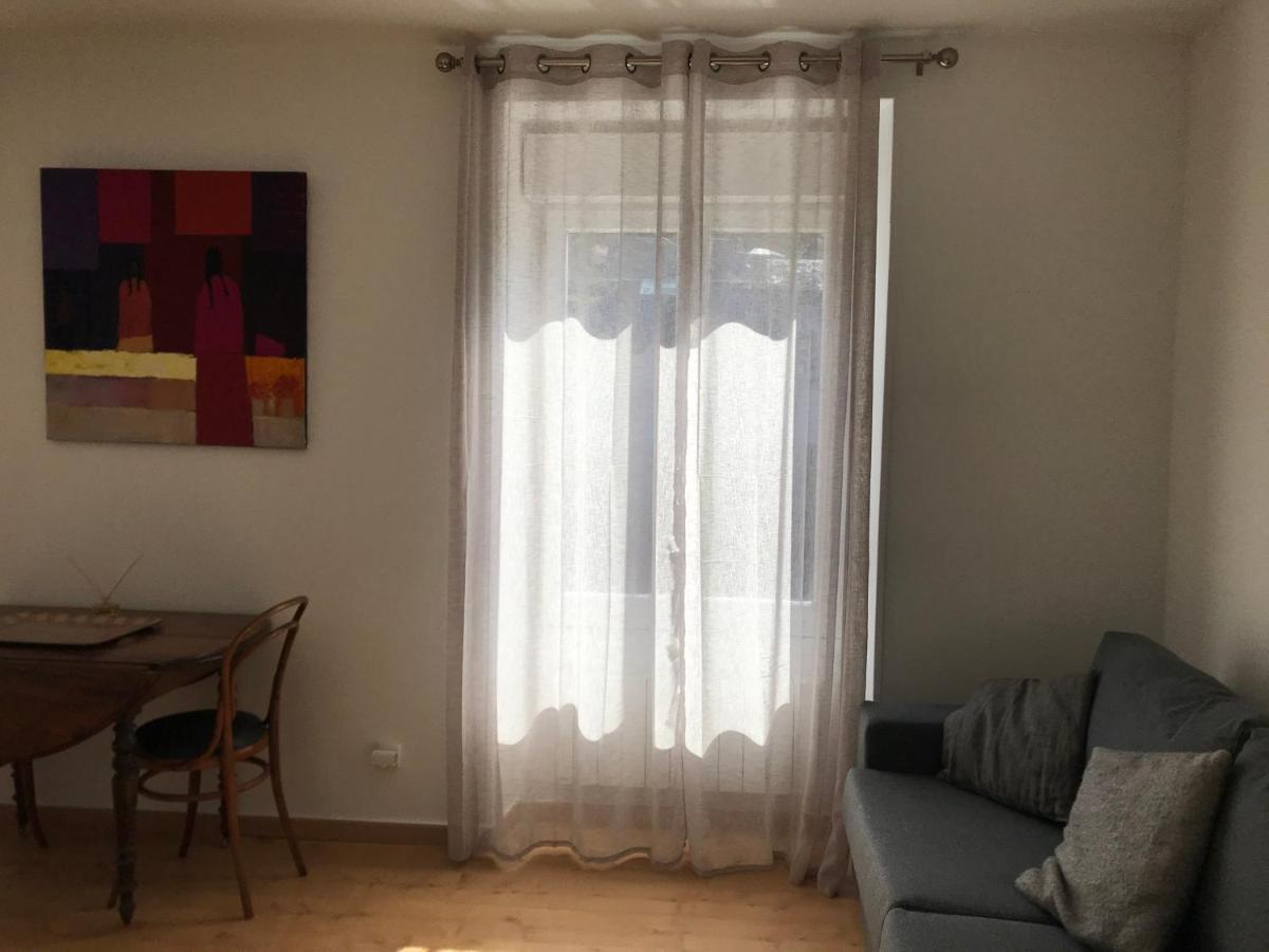 Grand Studio Manon En Coeur De Ville Pour 2 P Bort-les-Orgues Exterior foto